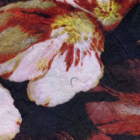 Simply Vera Vera Wang | Crinkle Watercolor Floral Long Sleeve Top | PXL - Picture 9 of 9